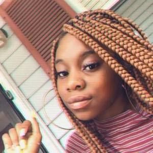 Meet your Posher, Victoria